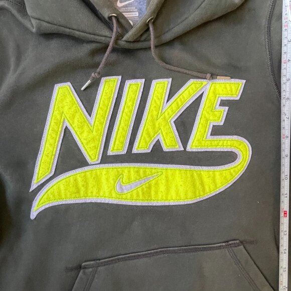 Nike Hunter Green Hoodie – Tennis Ball Green Appliqué Logo, Men’s Size Small - Picture 10 of 14